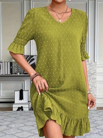 Women Fashionable Holiday Leisure Solid Color Textured Ruffle Edged Dress