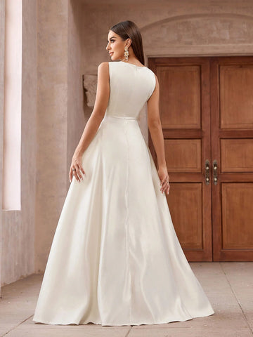 Women Floral Printed Sleeveless Dress With Cinched Waist