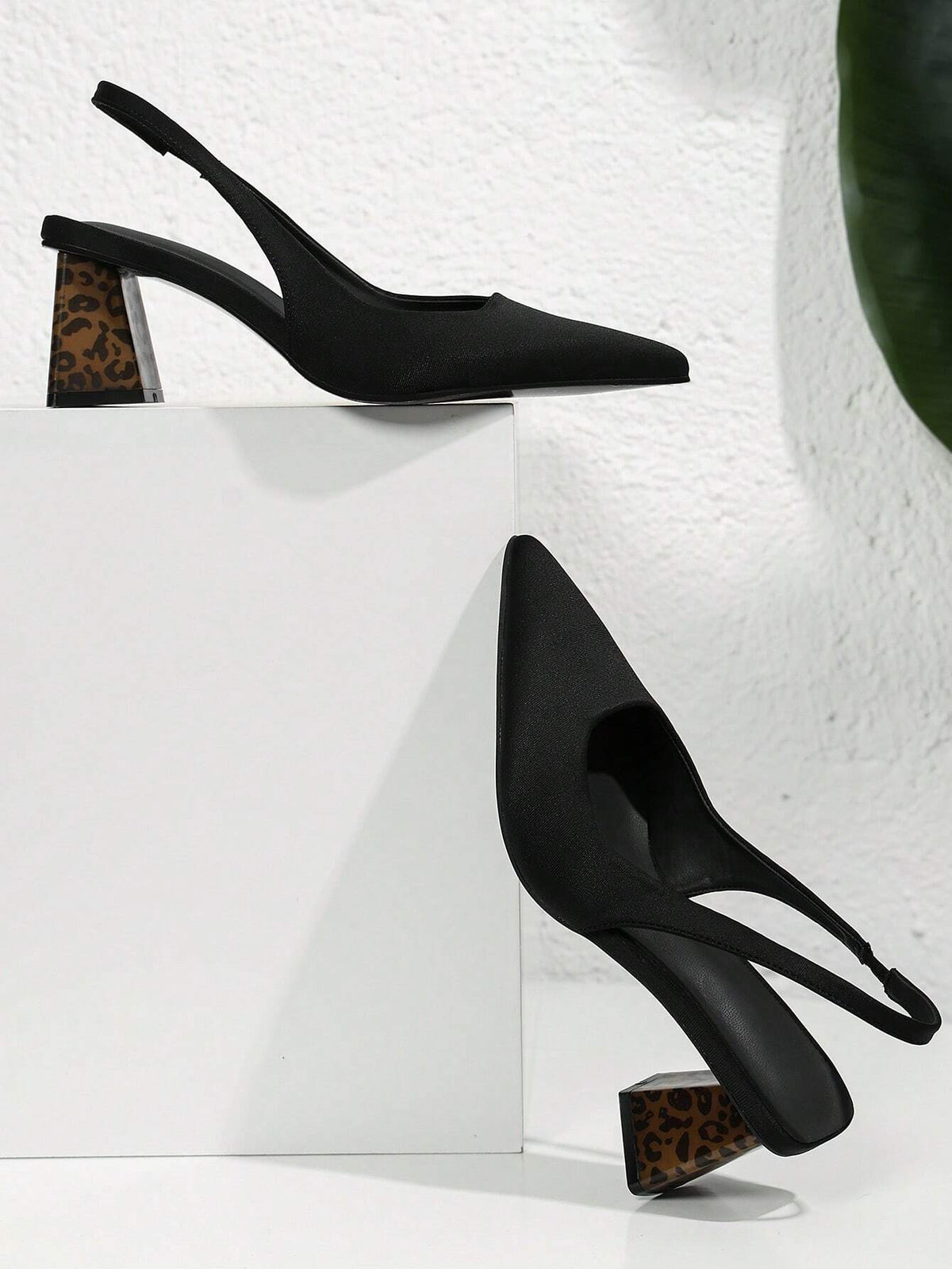 Women Point Toe Chunky Heeled Slingback Pumps, Elegant Outdoor Faux Suede Pumps