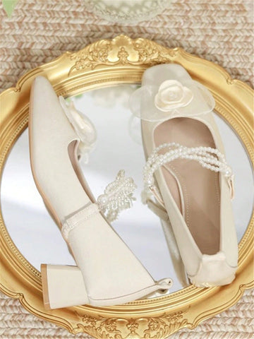 Women Retro Camellia Mary Jane Pearl Round Toe Chunky Heel Pumps