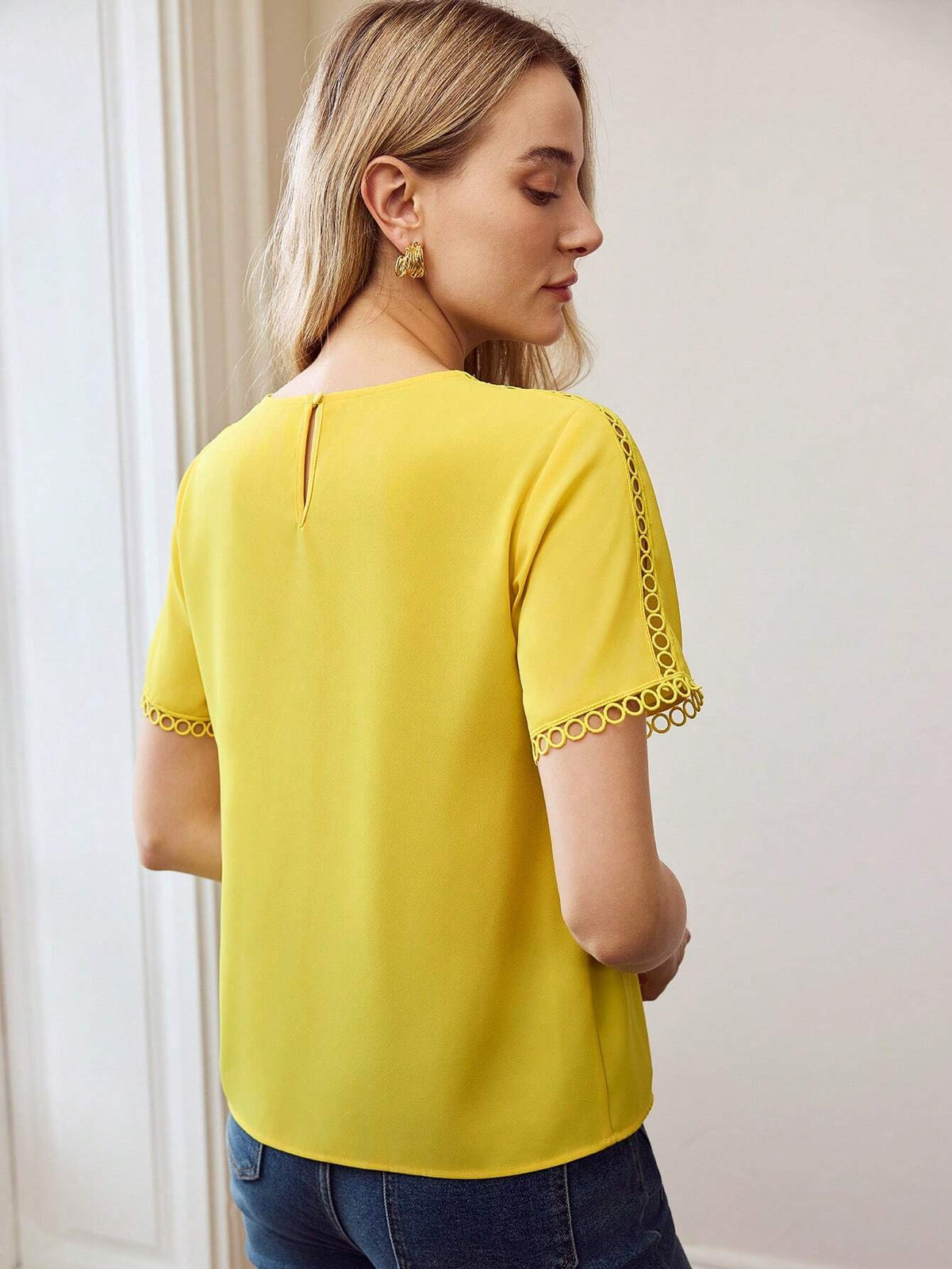 Women Solid Color Crew Neck Short Sleeve Blouse