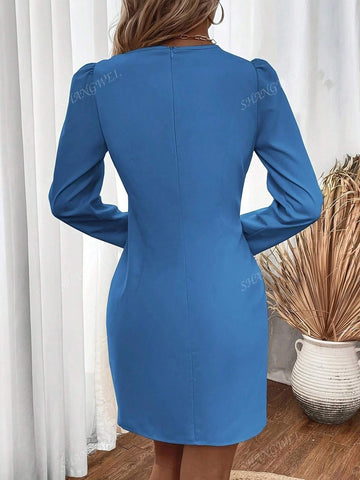 Women Solid Color Pleated Round Neck Long Sleeve Dress