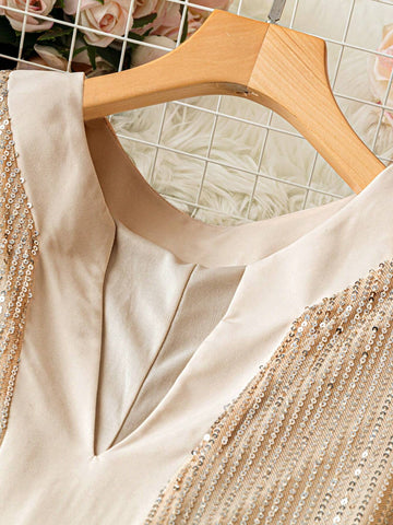 Women V-Neck Sequin A-Line Dress With Cut-Out, Summer
