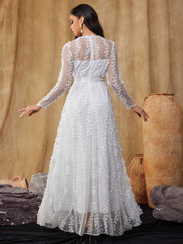 Women's 3D Embroidered Mesh Lace Wedding Dress Long Sleeve V Neck Belt Gown