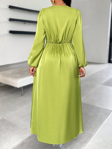 Women's Autumn And Winter, Satin Satin Green Dress With Long Sleeves, V-Neck And Irregular Hem, Suitable For Daily Wear, Dates, Parties And Drinks, And Commuting To Work