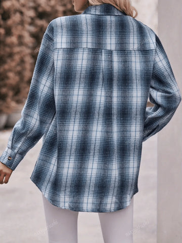 Women's Casual Everyday Button-Up Loose Drop Shoulder Plaid Shirt, Blue, Autumn