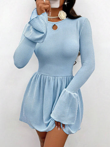 Women's Casual Fashionable Texture Solid Color Round Neck Hollow Out Flare Sleeve Mini Dress, Elegant Dress