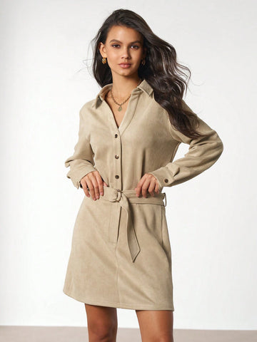 Women's Cinched Waist Collared Single-Breasted Dress, Velvet Texture, Casual Commuting Style