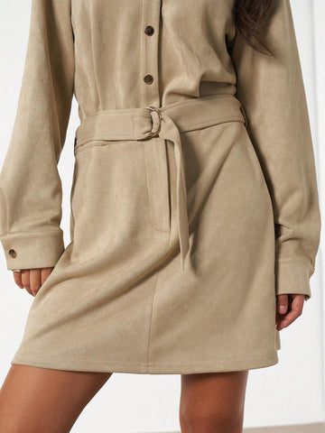 Women's Cinched Waist Collared Single-Breasted Dress, Velvet Texture, Casual Commuting Style