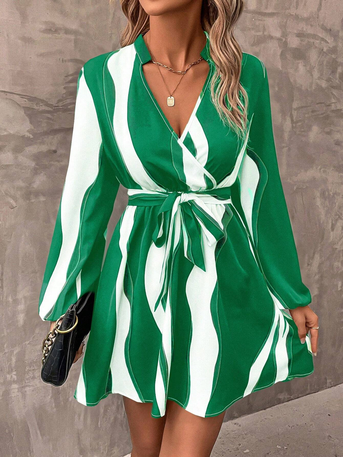 Women's Color Block Notched V Neck Long Sleeve Dress