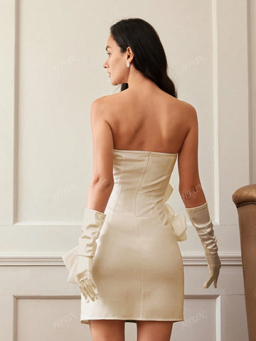 Women's Elegant French Style Romantic 3D Flower Decor Strapless Cocktail Dress