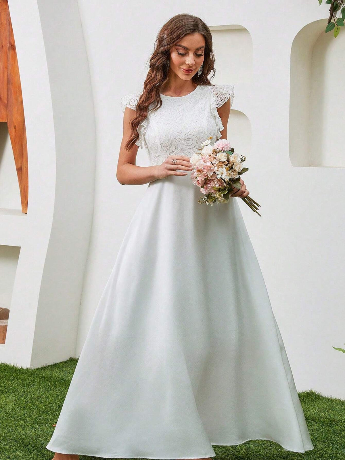 Women's Elegant Lace Splicing Solid Color Asymmetric Hem Bridal Wedding Dress With Ruffle