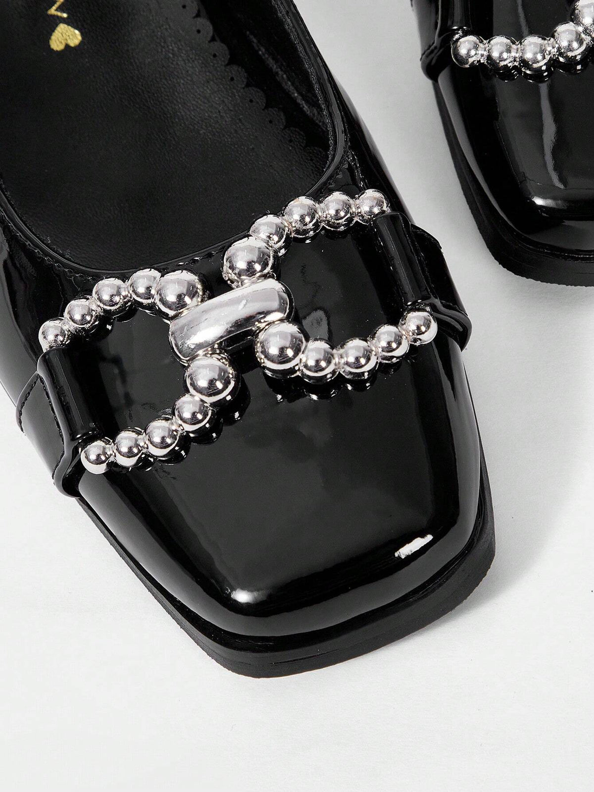 Women's Fashion Chain Decor Black High Heel Pumps