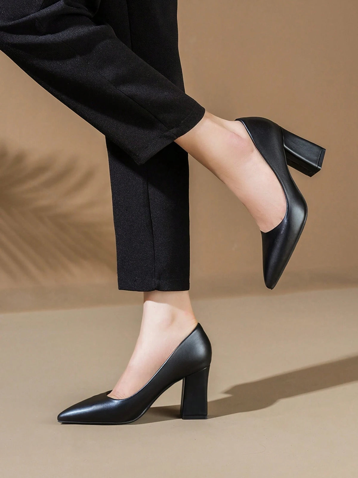 Women's Fashionable High Heel Pumps, Bridesmaids Shoes, Chunky Heels, Black, Sexy, Pointed-toe, Work Shoes
