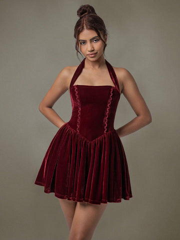 Women's Fashionable Playful Burgundy Velvet Floral Lace Patchwork Tie-Up Neck Sweet Mini Dress, Autumn/Winter