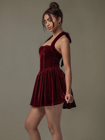 Women's Fashionable Playful Burgundy Velvet Floral Lace Patchwork Tie-Up Neck Sweet Mini Dress, Autumn/Winter