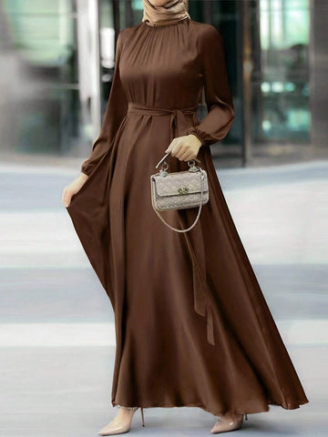 Women's Fashionable Round Neck Long Sleeve Dress With Waist Belt