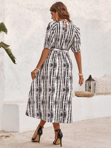 Women's Keyhole Neckline Belted Dress