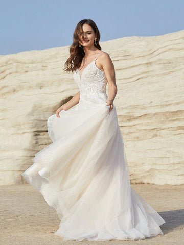 Women's Lace Patchwork Mesh Spaghetti Strap Wedding Dress