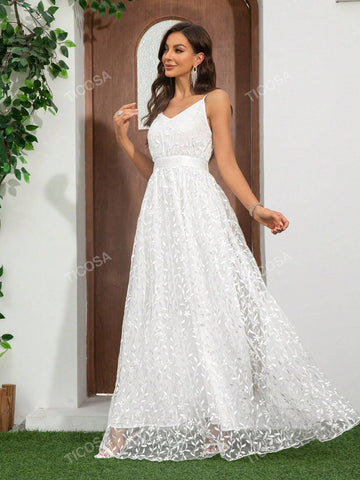 Women's Lace Strap Extra Long Romantic Wedding Dress Formal Banquet Dress