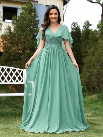 Women's Long Elegant Dress With Cape Sleeve And Plant Embroidery For Formal Evening Party