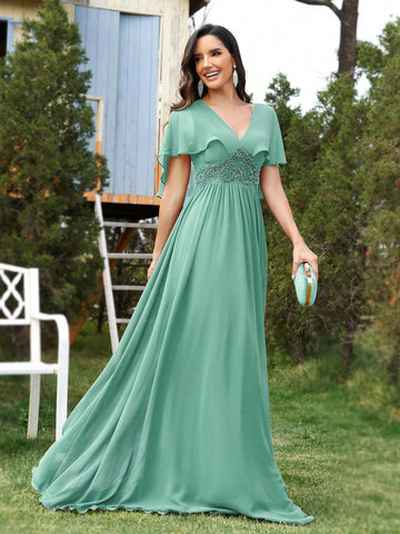 Women's Long Elegant Dress With Cape Sleeve And Plant Embroidery For Formal Evening Party