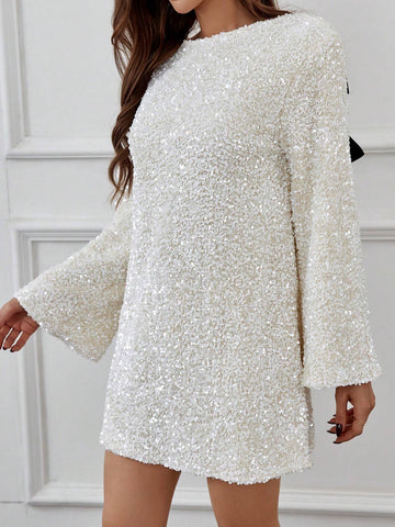 Women's Long Sleeve Back Tie Glitter Dress