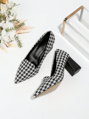 Women's New Fashion Elegant Houndstooth Pattern Thick Heel