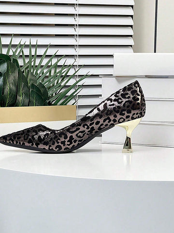 Women's New Style Level 4 Casual Soft Sole Soft Face Non-Tiring Pointed Toe Leopard Print Fashionable