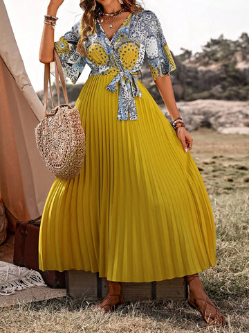 Women's Paisley Print Pleated Dress