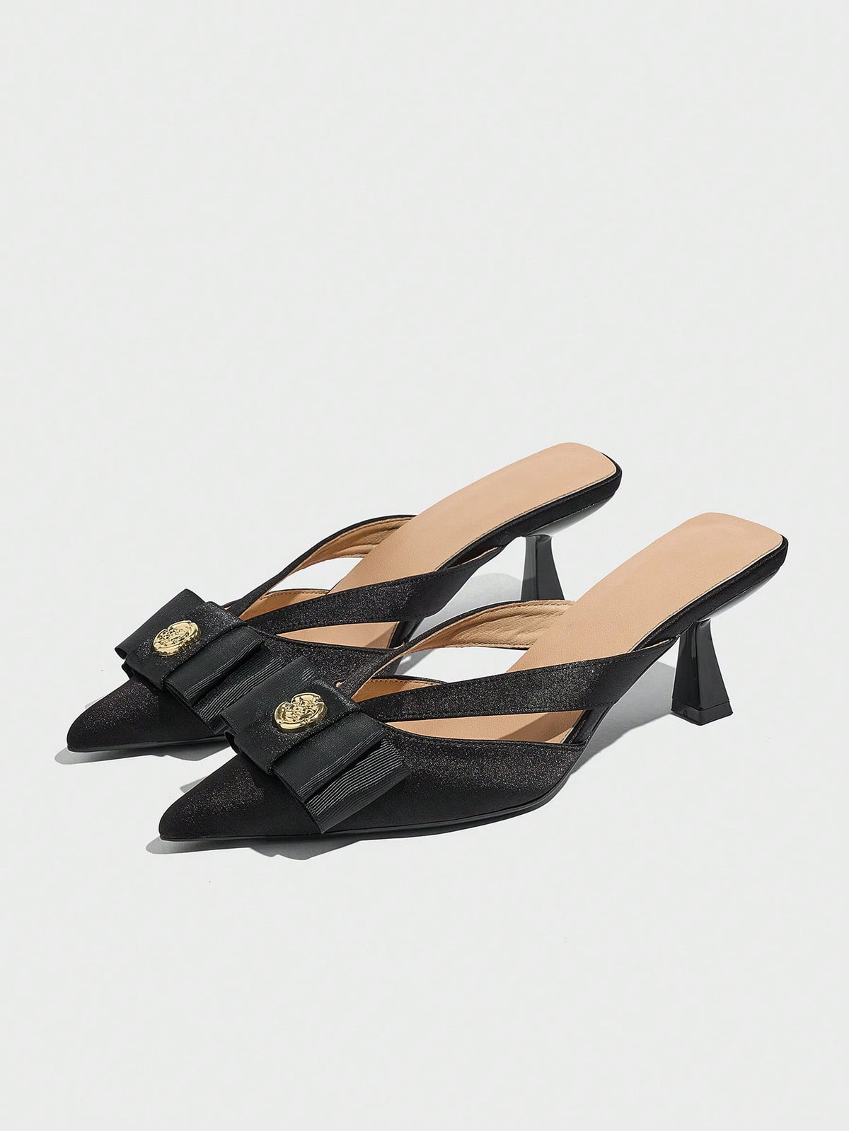 Women's Pointed Toe Closed-Toe Kitten Heel Pumps With Bow Decoration,