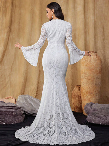 Women's Slim Fit Long Sleeve Lace Wedding Dress Floor Length Bell Sleeve Formal Dress