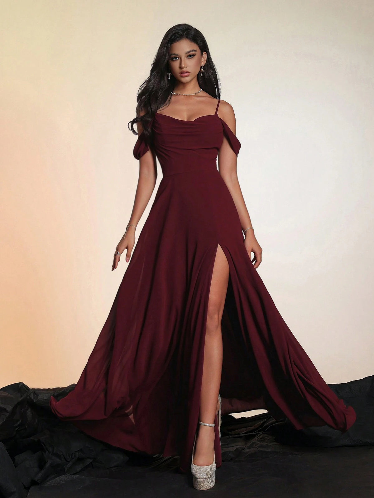 Women's Solid Color Long High-End Formal Evening Gown