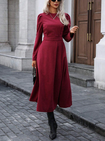 Women's Solid Color Pleated Round Neck Elegant Commuter Long Sleeve Corduroy Dress