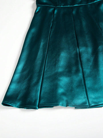 Women's Solid Color Satin Dress With Waistline And Pleats