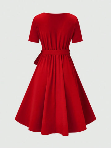 Women's Solid Color Square Neckline Dress With Waist Belt