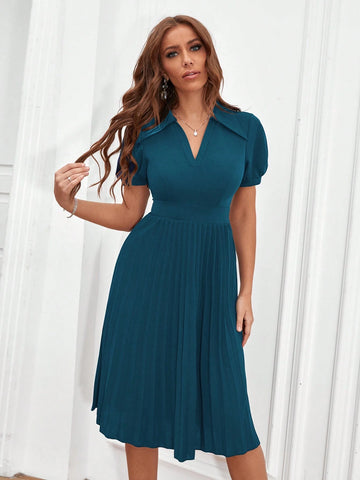 Women's Solid Color Turn-Down Collar Short Puff Sleeve Dress With Pleated Hem