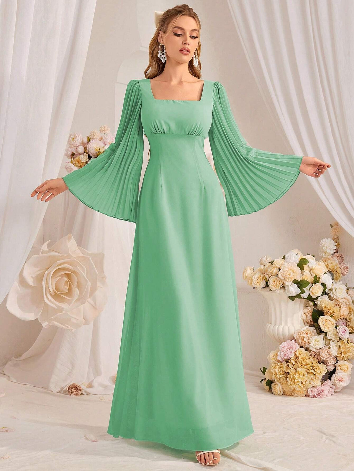 Women's Square Neck Pleated Trumpet Sleeve Bridesmaid Dress