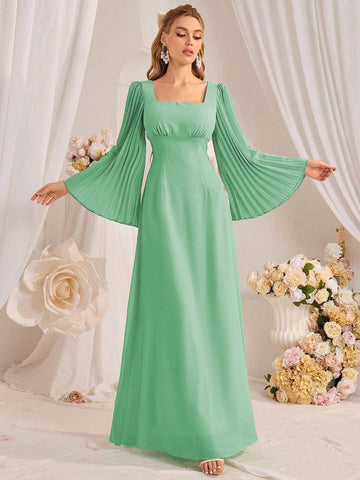 Women's Square Neck Pleated Trumpet Sleeve Bridesmaid Dress