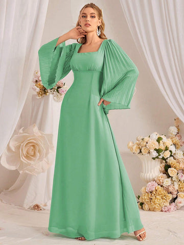 Women's Square Neck Pleated Trumpet Sleeve Bridesmaid Dress