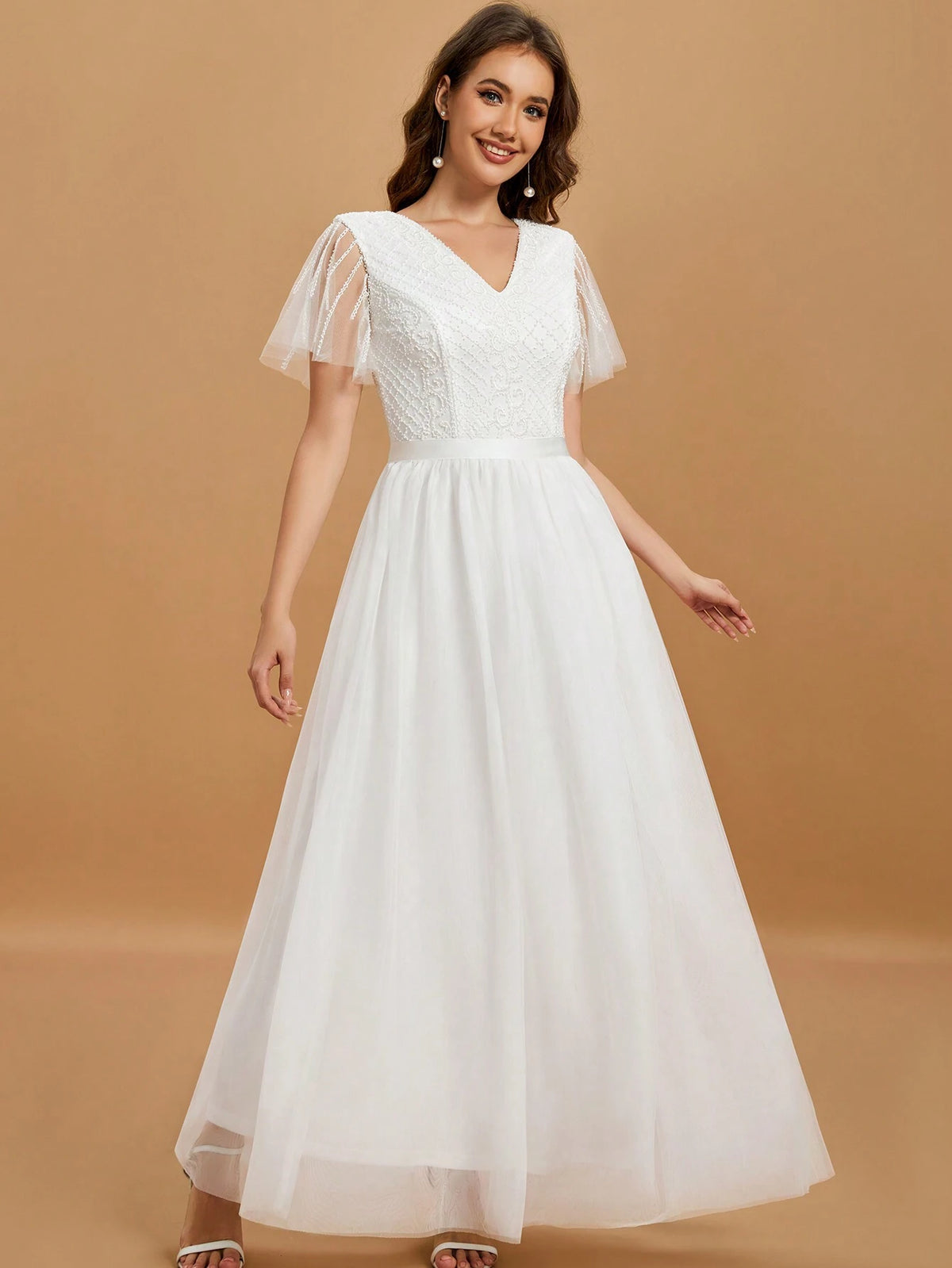 Women's V-Neck Beading Embroidery Short Sleeve Long Wedding Dress