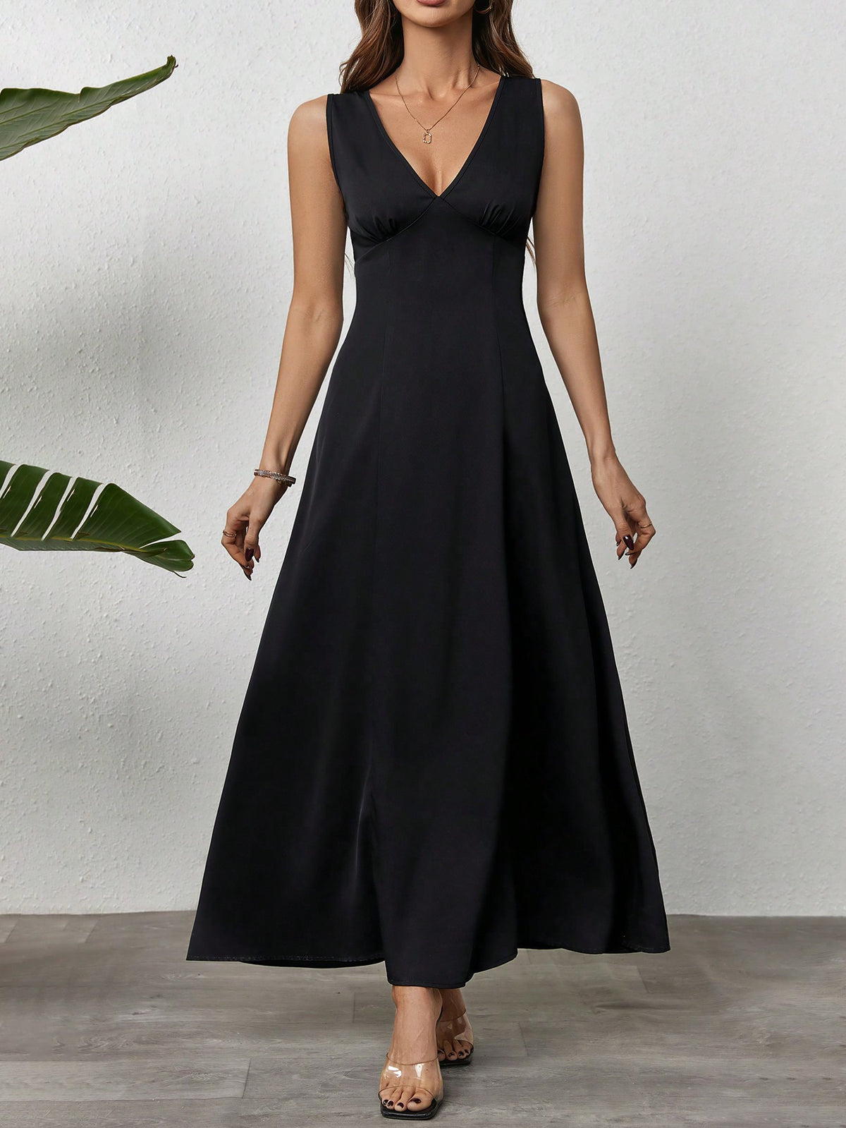 Women's V-Neck Sleeveless Dress
