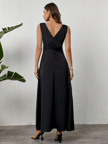 Women's V-Neck Sleeveless Dress