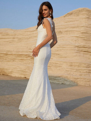 Women's V-Neck Sleeveless Lace Mermaid Wedding Dress With Fish Tail Hem