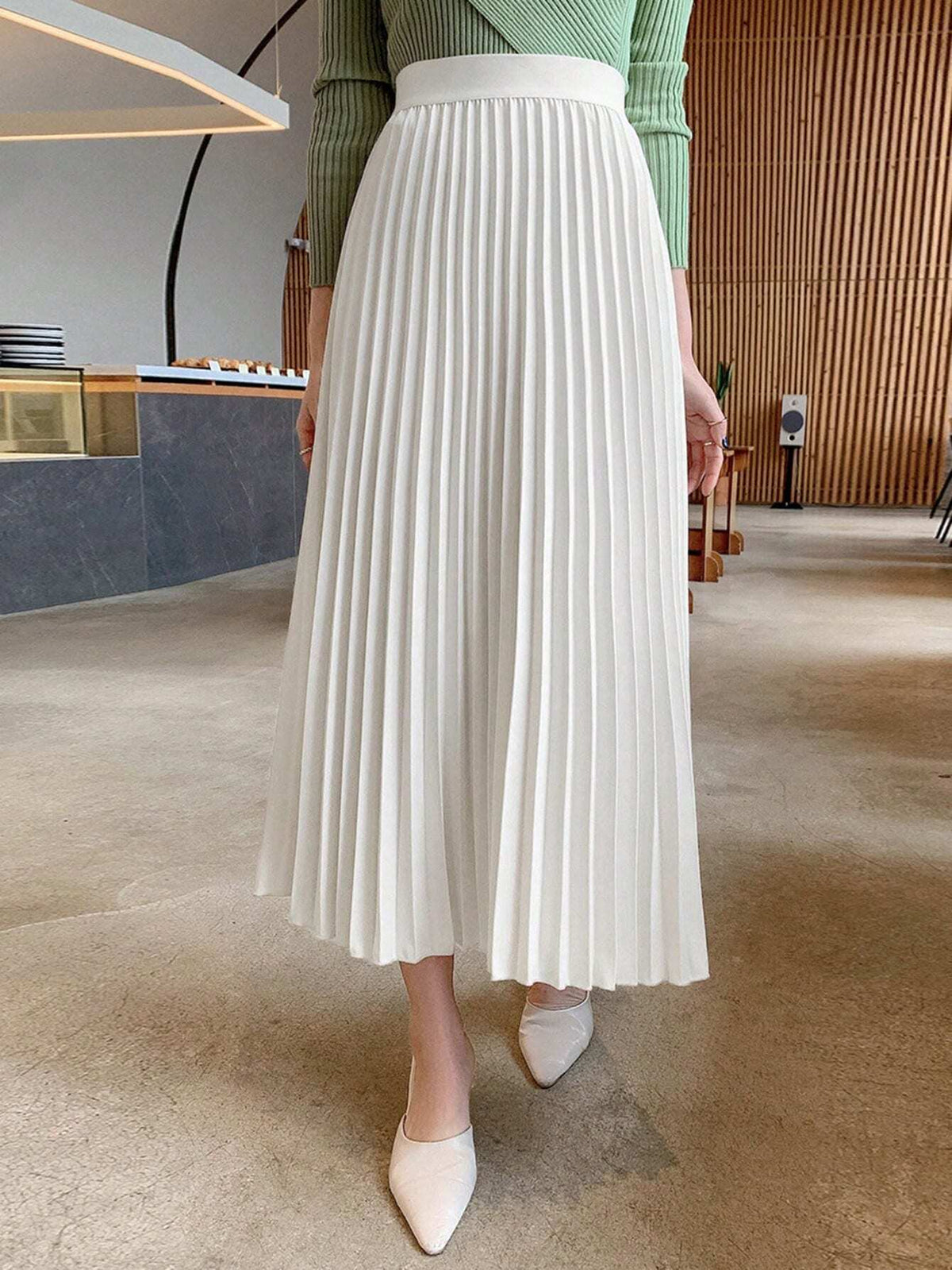 Wynsel Elegant Pleated A-Line Skirt, Spring/Fall