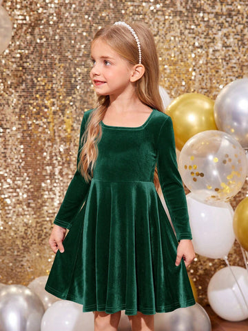 Young Girl 1pc Fashion & Cute Square Neck Flared Velvet Dress, A-Line Dress, Elegant Long Sleeve Cake Dress