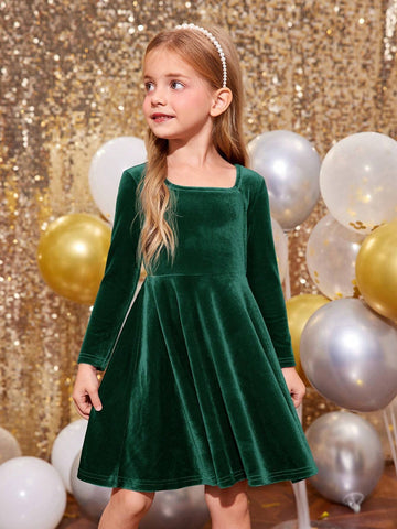 Young Girl 1pc Fashion & Cute Square Neck Flared Velvet Dress, A-Line Dress, Elegant Long Sleeve Cake Dress