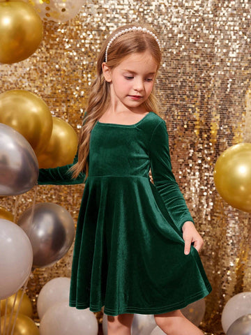 Young Girl 1pc Fashion & Cute Square Neck Flared Velvet Dress, A-Line Dress, Elegant Long Sleeve Cake Dress
