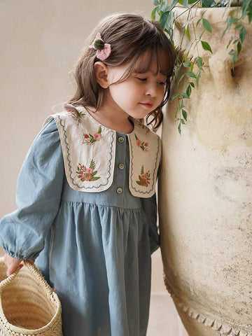 Young Girl 1pc Romantic French Style Embroidered Long Sleeve Dress With Turn-Down Collar For Spring