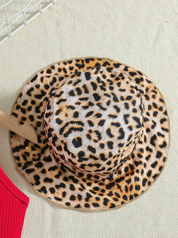 Young Girl 3pcs Leopard Style Casual Outfit - Heart Shaped Vest And Shorts With Bow Decoration, And Hat. Suitable For Beach, Vacation And Spring/Summer Season